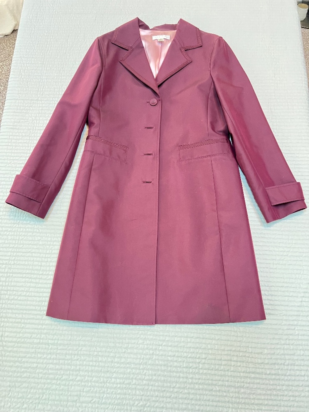Casual Corner Burgundy Plum Long Trench Coat Women’s M Satin Lined